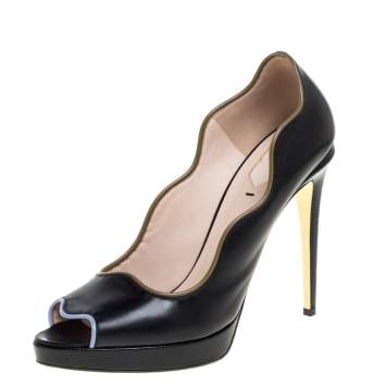 Pre Owned Fendi Black Lizard Embossed and Leather Scalloped Peep Toe Platform Pumps Size 40