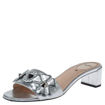 Pre Owned Fendi Silver Leather Flowerland Slide Sandals Size 38
