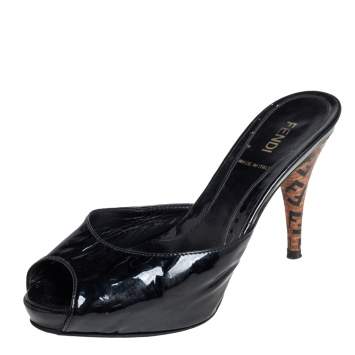 Pre Owned Fendi Black Patent Leather Peep Toe Slide Sandals Size 35.5