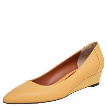 Pre Owned Fendi Yellow Leather Pointed Toe Wedge Pumps Size 38.5