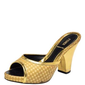 Pre Owned Fendi Beige/Gold Patent Leather and Leather Open Toe Sandals Size 36