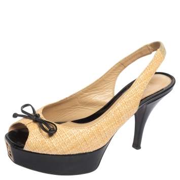 Pre Owned Fendi Cream/Black Woven Raffia  Fendista Slingback Sandals Size 37