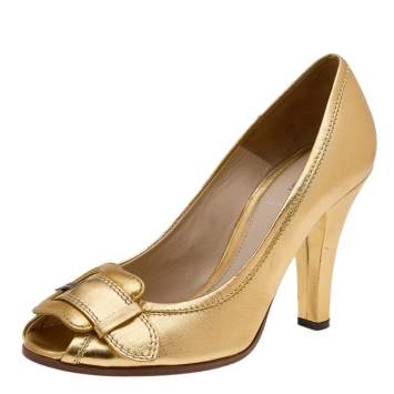 Pre Owned Fendi Metallic Gold Leather Buckle Peep Toe Pumps Size 38.5