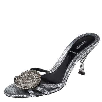 مملوكة مسبقًا Fendi Silver Texture Leather Crystal Logo Embellished Sandals Size 36