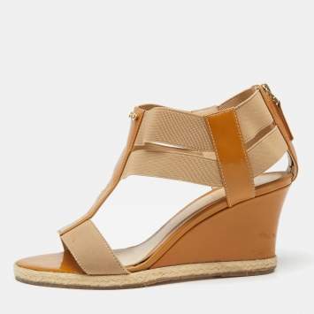Pre Owned Fendi Beige Patent Leather And Elastic Fabric Carioca Wedge Espadrille Sandals Size 36.5