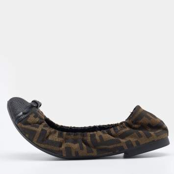 Pre Owned Fendi Tobacco Zucca Canvas And Embossed Leather Cap Toe Scrunch Ballet Flats Size 39