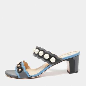 Pre Owned Fendi Multicolor Leather Faux Pearl Embellished Slide Sandals Size 40