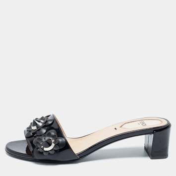 Pre Owned Fendi Black Patent Leather Flower Embellished Open Toe Slide Sandals Size 36