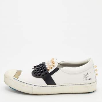 Pre Owned Fendi White/Black Leather Studded Karlito Slip On Sneakers Size 39