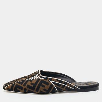Pre Owned Fendi Brown/Black FF Fabric Freedom Flat Mules Size 40