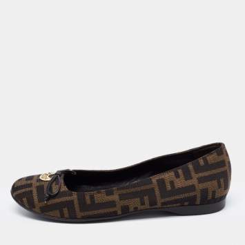 مملوكة مسبقًا Fendi Brown Zucca Canvas Bow Ballet Flats Size 37
