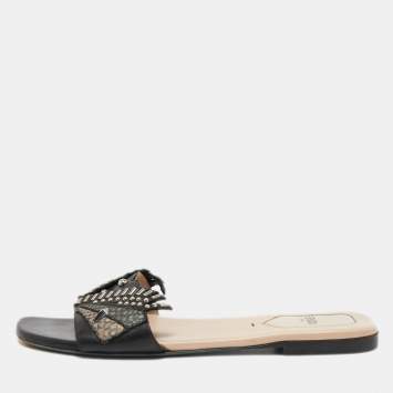 Pre Owned Fendi Black Leather Studded Flat Slides Size 38