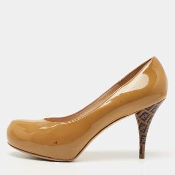 مملوكة مسبقًا Fendi Beige Patent Leather Zucca Heel Platform Pumps Size 41