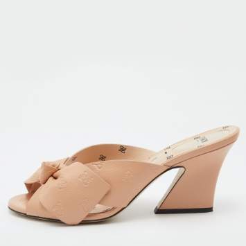 Pre Owned Fendi Beige Leather Bow Tie Karligraphy Slide Sandals Size 39