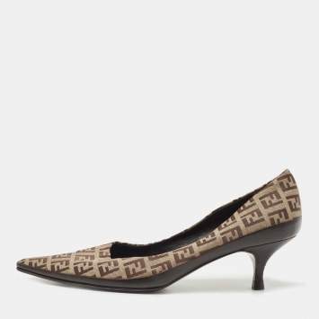 مملوكة مسبقًا Fendi Brown/Beige Zucca Canvas and Leather Pointed Toe Pumps Size 36