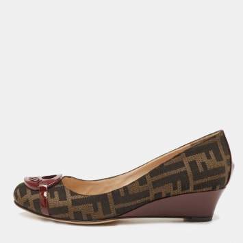 Pre Owned Fendi Burgundy/Brown Patent Leather and Tobacco Zucca Canvas Logo Plate Wedge Pumps Size 37.5