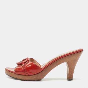Pre Owned Fendi Red Patent Leather Logo Slide Sandals Size 37.5