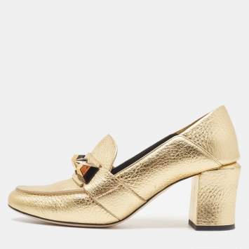 Pre Owned Fendi Gold textured Leather Geometric Stud Loafer Pumps Size 38.5