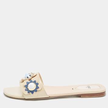 Pre Owned Fendi Beige Patent Leather Flower Embellished Flat Slides Size 38
