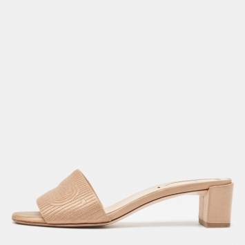 Pre Owned Fendi Beige Satin Slide Sandals Size 36