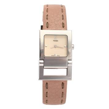 Pre Owned Fendi Creme Stainless Steel Leather 5200L Quartz Women's Wristwatch 23MM