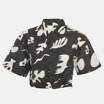 مملوكة مسبقًا قميص مزيج قطن مطبوع أسود / أبيض بتصميم ملتف أمامي إطار صغير