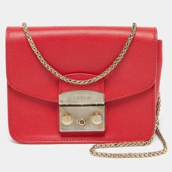 Pre Owned Furla Red Leather Mini Metropolis Chain Crossbody Bag
