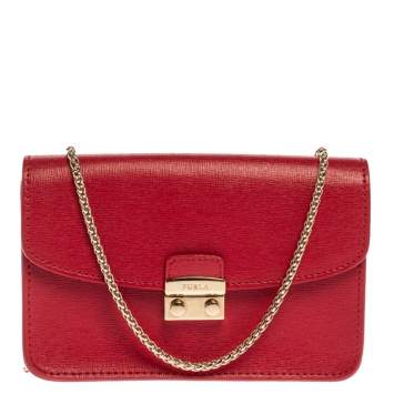 Pre Owned Furla Red Leather Mini Metropolis Chain Crossbody Bag