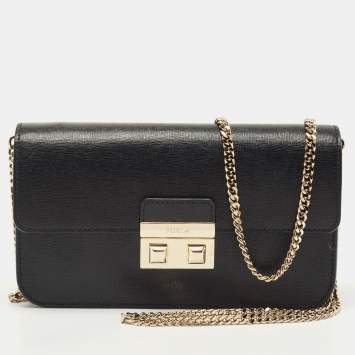 Pre Owned Furla Black Leather Bella Crossbody Bag 