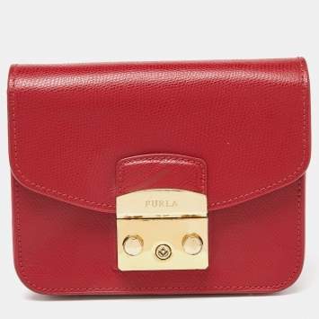 Pre Owned Furla Red Leather Mini Metropolis Crossbody Bag