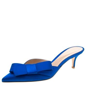 Pre Owned Gianvito Rossi Blue Satin Kyoto Bow Pointed Toe Slip On Mules Size 37.5