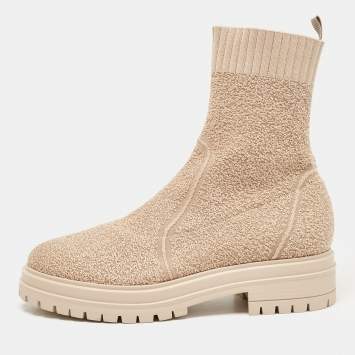 Pre Owned Gianvito Rossi Beige Boucle Fabric Torrance Ankle Boots Size 39.5