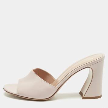 Pre Owned Gianvito Rossi Light Pink Leather Curved Heel Slide Sandals Size 38.5