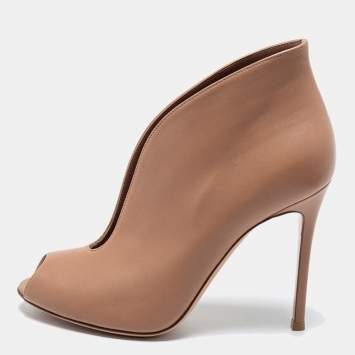 Pre Owned Gianvito Rossi Beige Leather Vamp Peep Toe Booties Size 38