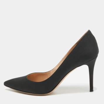 Pre Owned Gianvito Rossi Black Fabric Pointed Toe Pumps Size 40
