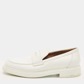 Pre Owned Gianvito Rossi White Leather Slip On Loafers  Size 41
