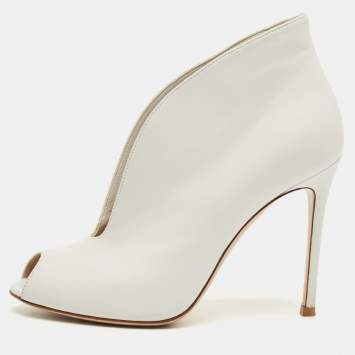 Pre Owned Gianvito Rossi White Leather Vamp Booties Size 37.5