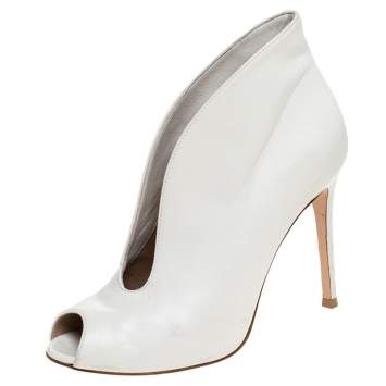Pre Owned Gianvito Rossi White Leather V Neck Peep Toe Booties Size 37