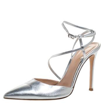 Pre Owned Gianvito Rossi Silver Leather Pointed Toe Ankle Strap Sandals Size 39