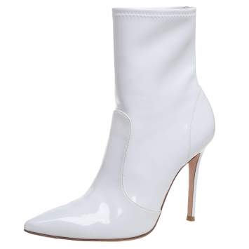 Pre Owned Gianvito Rossi White Vinyl Pointed Toe Booties Size 39