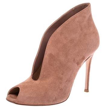 Pre Owned Gianvito Rossi Beige Suede Vamp  Boots Size 37.5