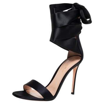 Pre Owned Gianvito Rossi Black Satin Gala Sandals Size 40