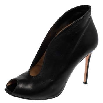 Pre Owned Gianvito Rossi Black Leather V-Neck Peep Toe Ankle Booties Size 40
