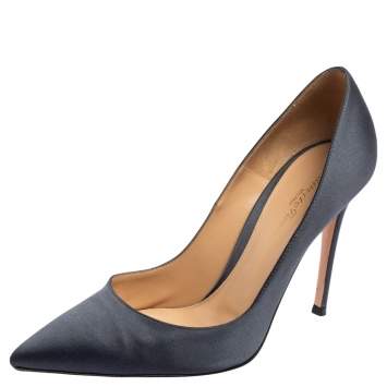 Pre Owned Gianvito Rossi Grey Satin Pointed-Toe Pumps Size 39.5 