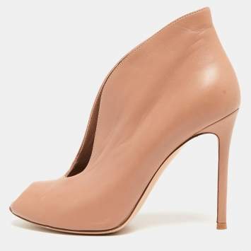 Pre Owned Gianvito Rossi Beige Leather Vamp Booties Size 38.5