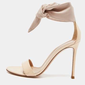 Pre Owned Gianvito Rossi Beige Patent Leather Ankle Cuff Sandals Size 38