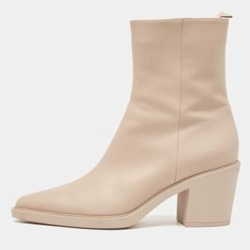 Pre Owned Gianvito Rossi Beige Leather Dylan Ankle Boots Size 41.5