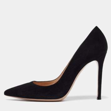 Pre Owned Gianvito Rossi Black Suede Point Pumps Size 38