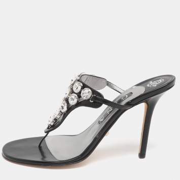 مملوكة مسبقًا Gina Size 39 Black Crystals Embellished Patent Leather Thong Sandals
