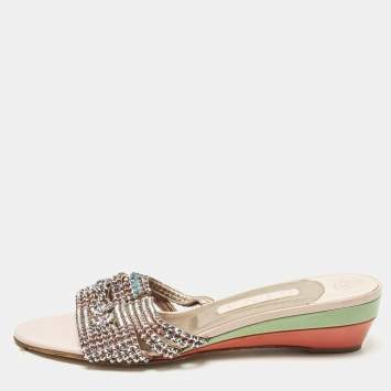 Pre Owned صندل جينا جلد أخضر زيتوني مزخرف كريستال كعب روكي مقاس 39.5